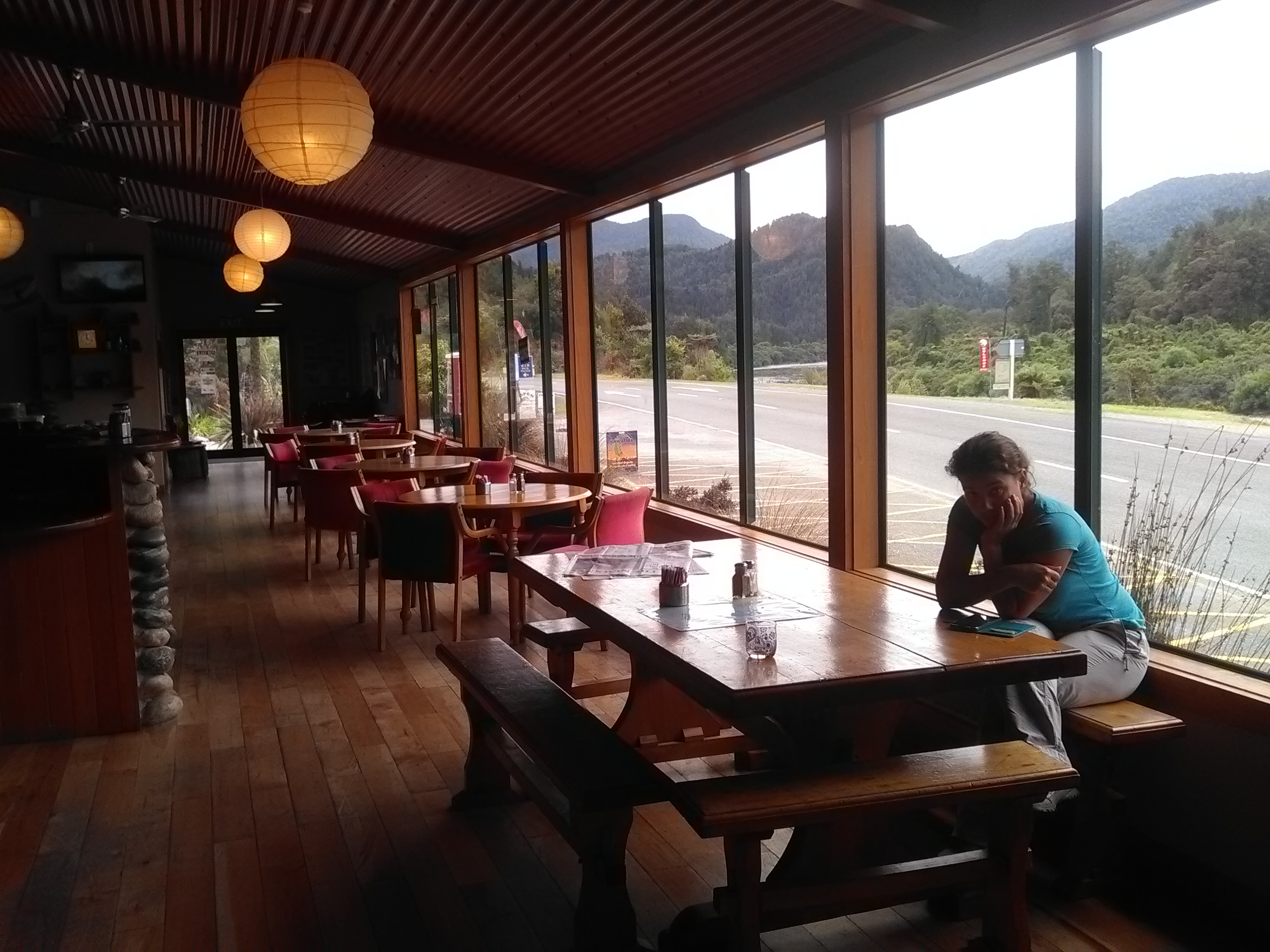 berlins café and bar